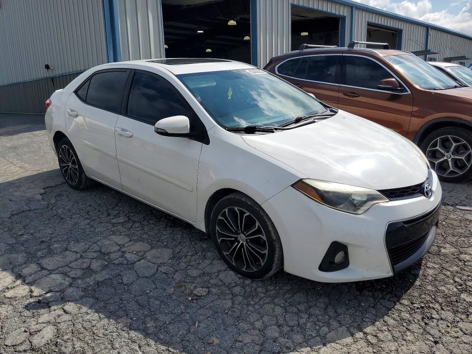 65658556 :رقم المزاد ، 2T1BURHE9FC311460 vin ، 2015 Toyota Corolla مزاد بيع