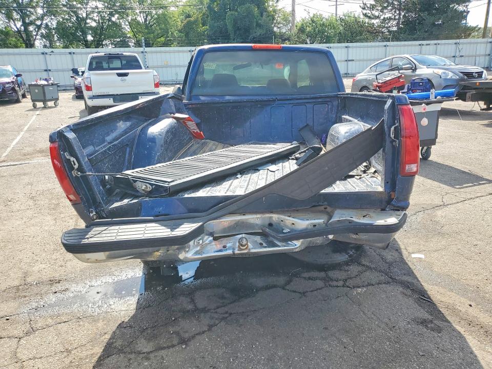 65922296 :رقم المزاد ، 1GTEC19MXWE560659 vin ، 1998 Gmc Sierra مزاد بيع