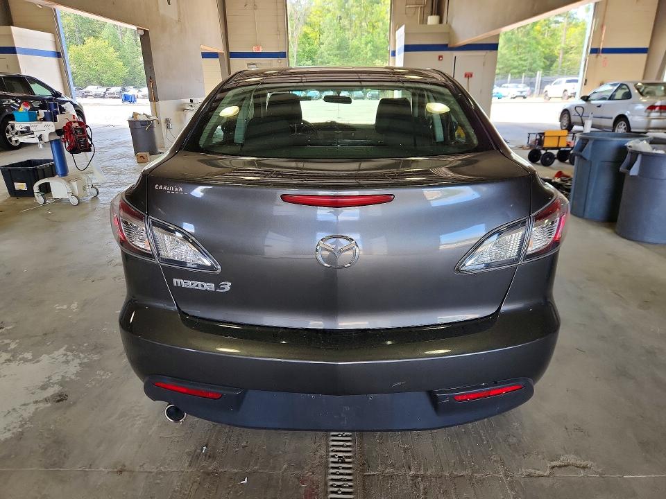 65618576 :رقم المزاد ، JM1BL1SG9A1329520 vin ، 2010 Mazda 3 مزاد بيع