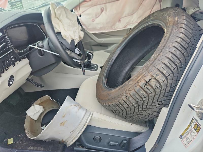 Продажа на аукционе авто 2024 Volkswagen Jetta, vin: 3VW7M7BU4RM096766, номер лота: 65403736
