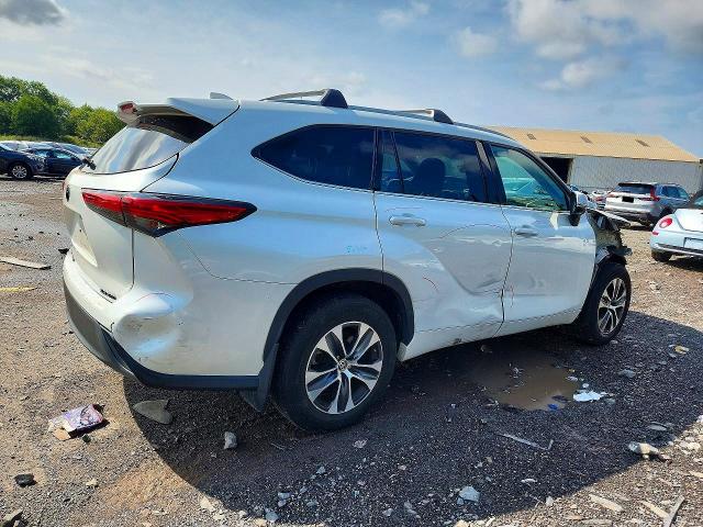 Aukcja sprzedaży 2022 Toyota Highlander, vin: 5TDGZRBH2NS560599, numer aukcji: 67138356