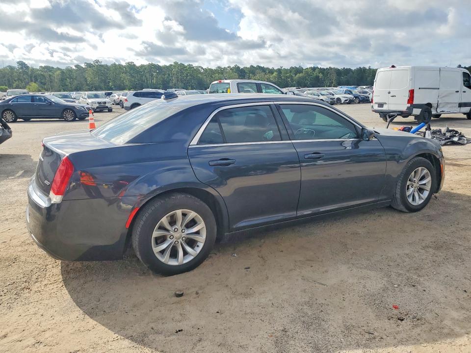 Продажа на аукционе авто 2016 Chrysler 300, vin: 2C3CCAAG7GH208232, номер лота: 63686696