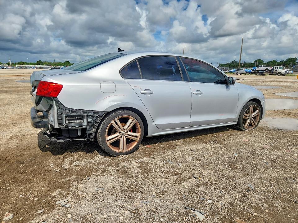 Продажа на аукционе авто 2013 Volkswagen Jetta, vin: 3VWDP7AJ1DM286423, номер лота: 64051686