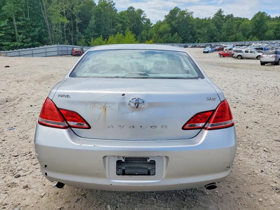 2006 Toyota Avalon მანქანა იყიდება აუქციონზე, vin: 4T1BK36B56U134318, აუქციონის ნომერი: 63874186