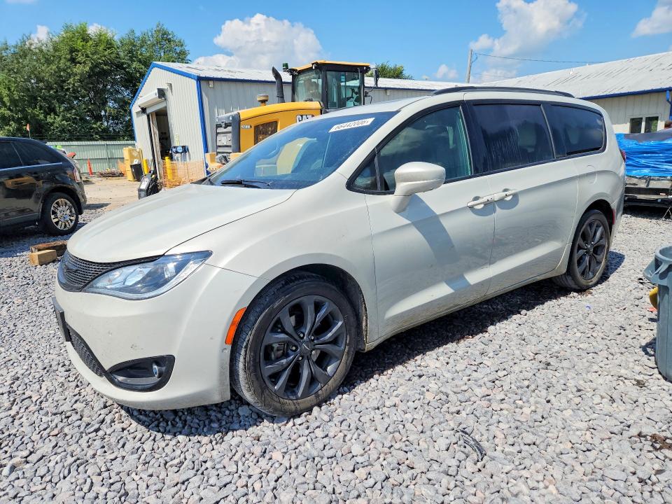 Auction sale of the 2019 Chrysler Pacifica, vin: 2C4RC1EG7KR746612, lot number: 66442006
