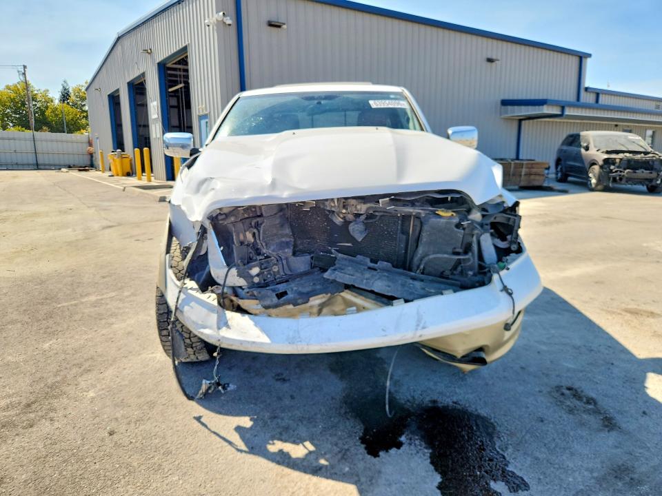 63954096 :رقم المزاد ، 1D7RV1CT1BS658735 vin ، 2011 Dodge Ram 1500 مزاد بيع
