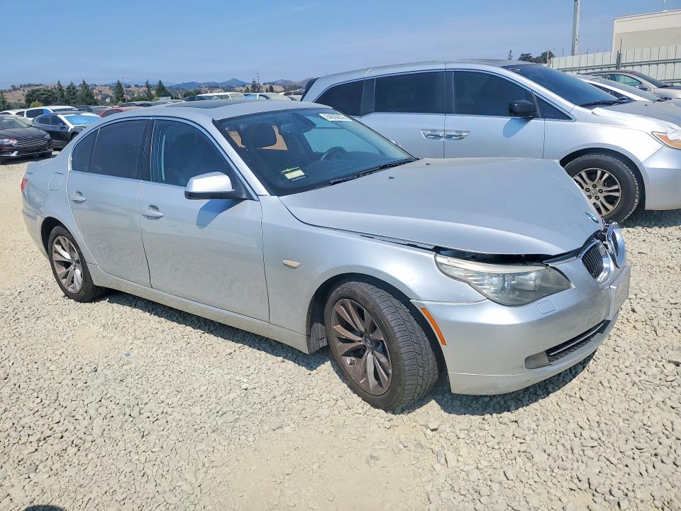 64935676 :رقم المزاد ، WBANW1C52AC168981 vin ، 2010 Bmw 535 مزاد بيع