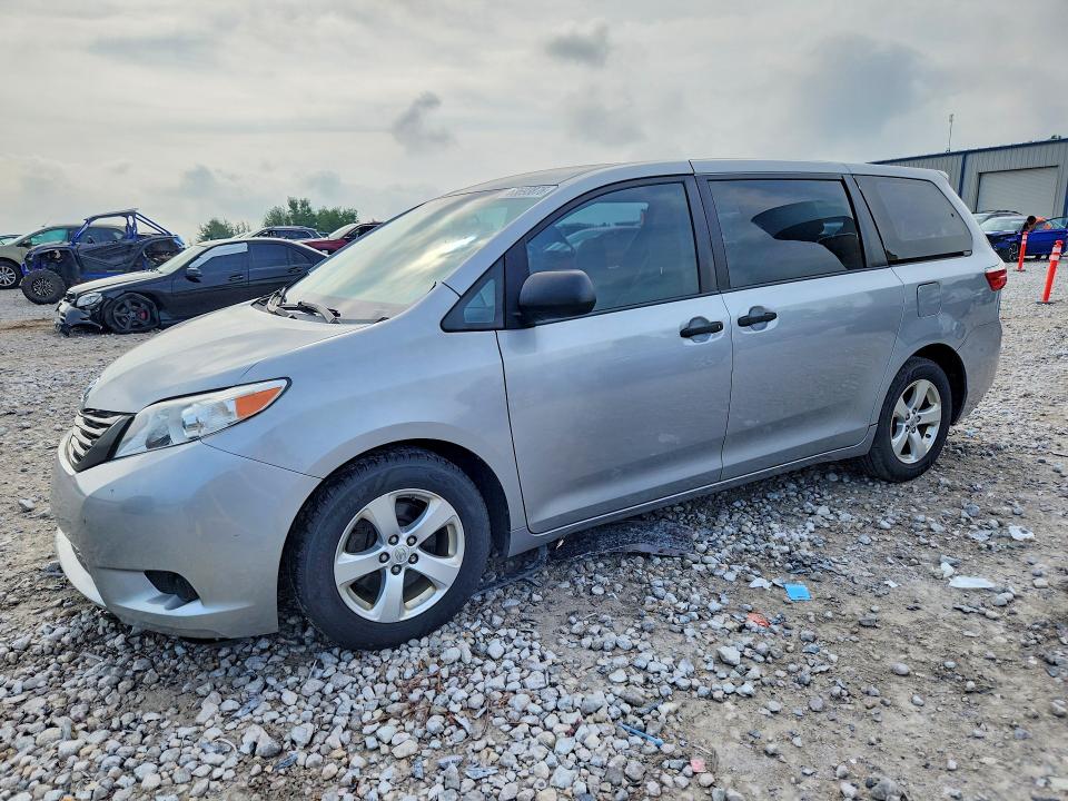 Продажа на аукционе авто 2015 Toyota Sienna, vin: 5TDZK3DC6FS615746, номер лота: 63693876