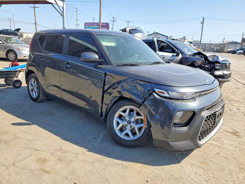 64682366 :رقم المزاد ، KNDJ23AU1L7105109 vin ، 2020 Kia Soul مزاد بيع