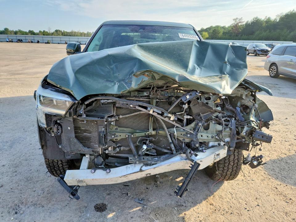 64920366 :رقم المزاد ، 5TFJA5AB1NX017287 vin ، 2022 Toyota Tundra مزاد بيع