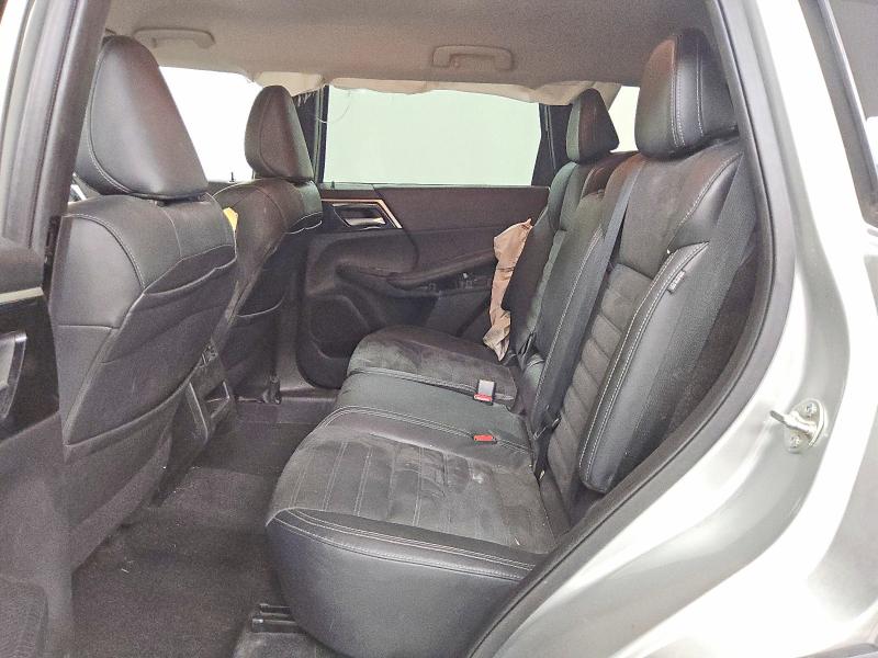 63355246 :رقم المزاد ، JA4J3UA81NZ026756 vin ، 2022 Mitsubishi Outlander مزاد بيع