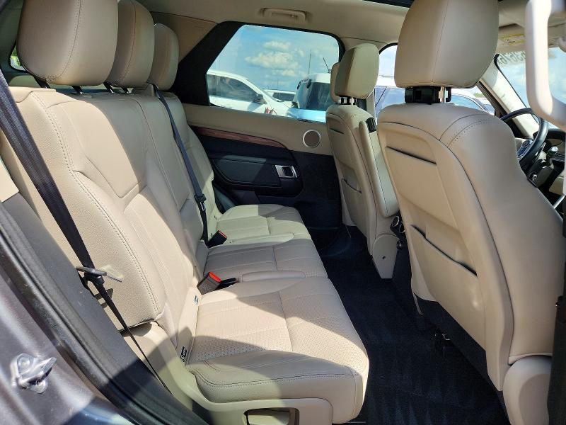 Продажа на аукционе авто 2018 Land Rover Discovery, vin: SALRR2RVXJA077325, номер лота: 65263676