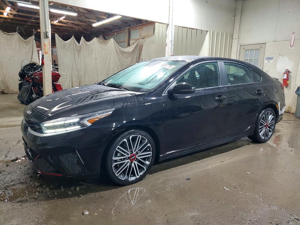 64937706 :رقم المزاد ، 3KPF44AC8NE451724 vin ، 2022 Kia Forte مزاد بيع