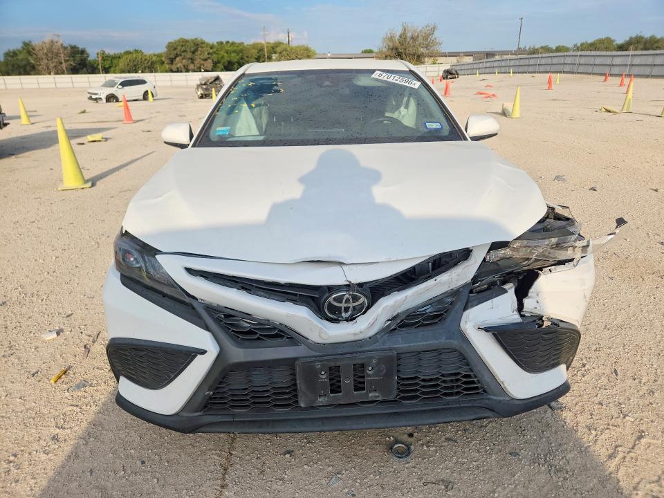 Aukcja sprzedaży 2021 Toyota Camry, vin: 4T1G11AK2MU495460, numer aukcji: 67012596