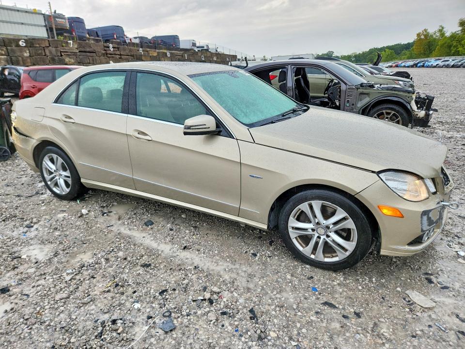64548836 :رقم المزاد ، WDDHF2EB5BA343056 vin ، 2011 Mercedes-benz E مزاد بيع