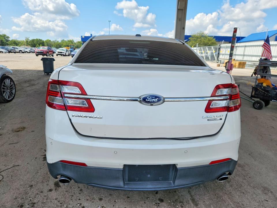 66643096 :رقم المزاد ، 1FAHP2F81FG121035 vin ، 2015 Ford Taurus مزاد بيع