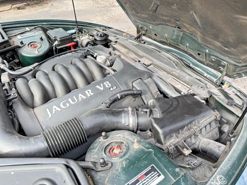 1999 Jaguar Xk8 მანქანა იყიდება აუქციონზე, vin: SAJGX2049XC038524, აუქციონის ნომერი: 64196686