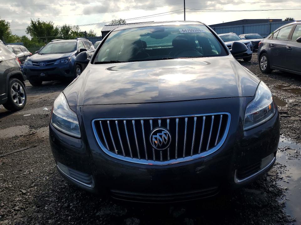 64709386 :رقم المزاد ، W04GP5EC8B1091309 vin ، 2011 Buick Regal مزاد بيع