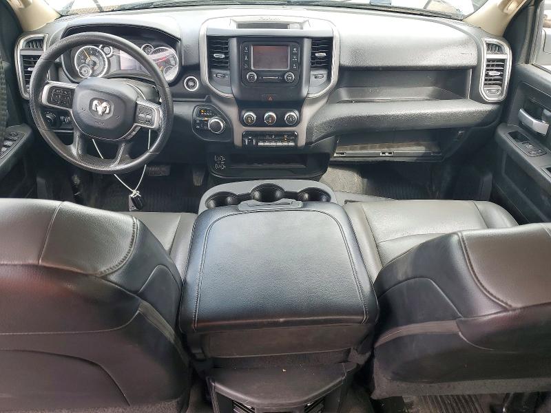 63327896 :رقم المزاد ، 3C6UR5CJ4KG512584 vin ، 2019 Ram 2500 مزاد بيع