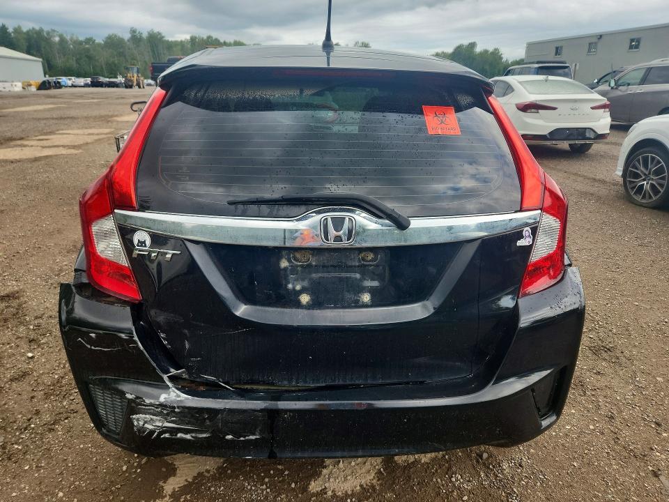 64988536 :رقم المزاد ، 3HGGK5H80FM105340 vin ، 2015 Honda Fit مزاد بيع