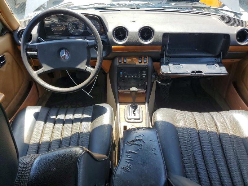 64330766 :رقم المزاد ، WDBAB33A2DB031019 vin ، 1983 Mercedes-benz 300 مزاد بيع
