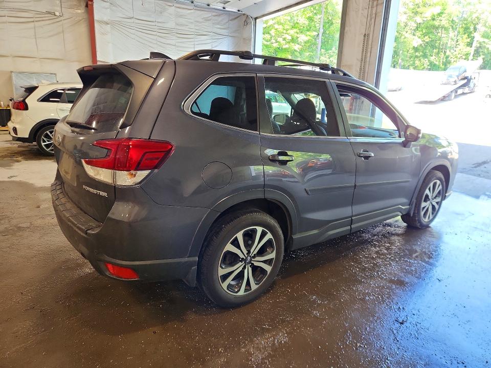 Продаж на аукціоні авто 2022 Subaru Forester, vin: JF2SKAPCXNH462939, номер лоту: 63804746
