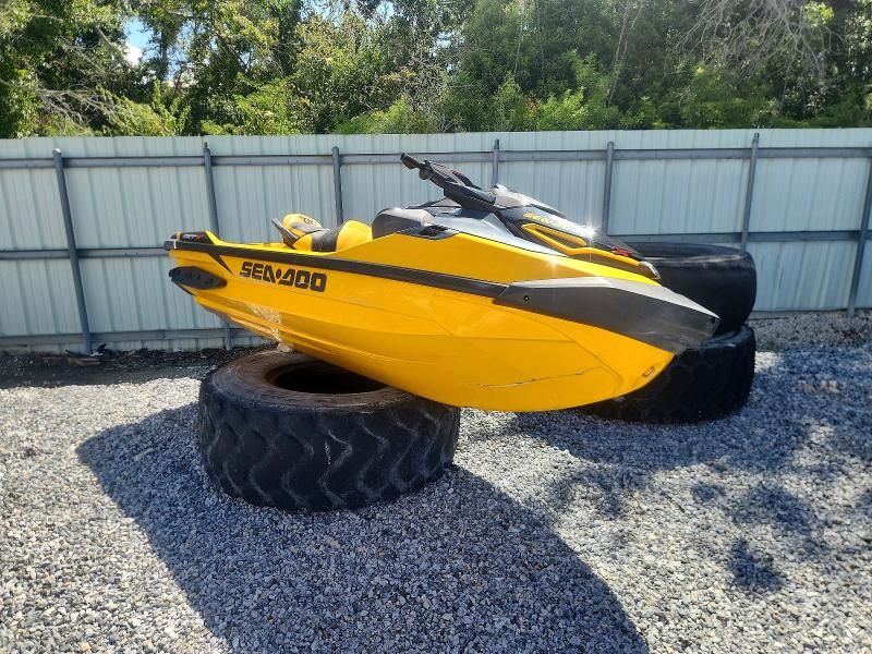 Продаж на аукціоні авто 2021 Sea Doo Rxt X 300, vin: YDV21085K021, номер лоту: 64154856