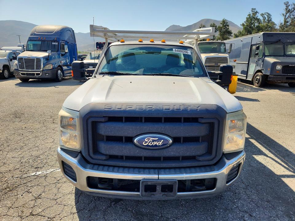 64000206 :رقم المزاد ، 1FDRF3GT8CEA08292 vin ، 2012 Ford F350 مزاد بيع