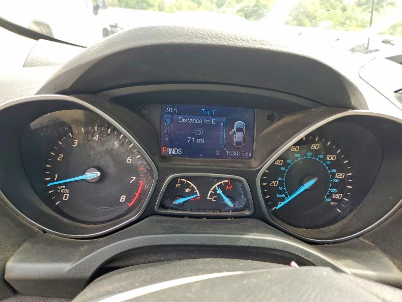 64153536 :رقم المزاد ، 1FMCU0F75FUA87817 vin ، 2015 Ford Escape مزاد بيع
