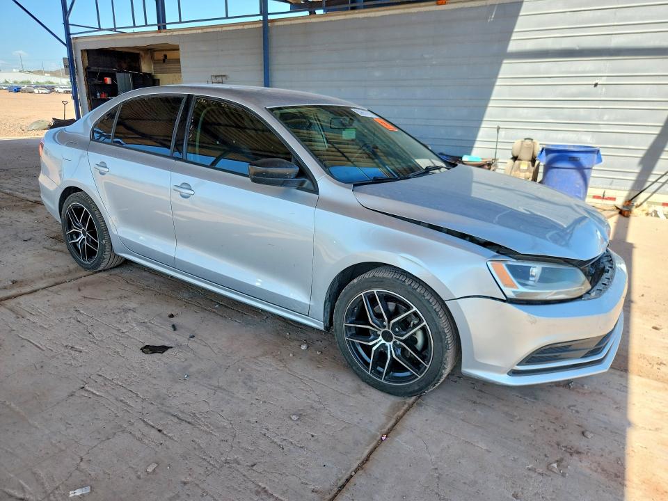 63863766 :رقم المزاد ، 3VW267AJ4GM319235 vin ، 2016 Volkswagen Jetta مزاد بيع