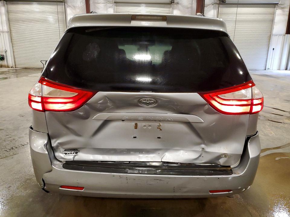 Aukcja sprzedaży 2016 Toyota Sienna, vin: 5TDYK3DC7GS700883, numer aukcji: 63559556