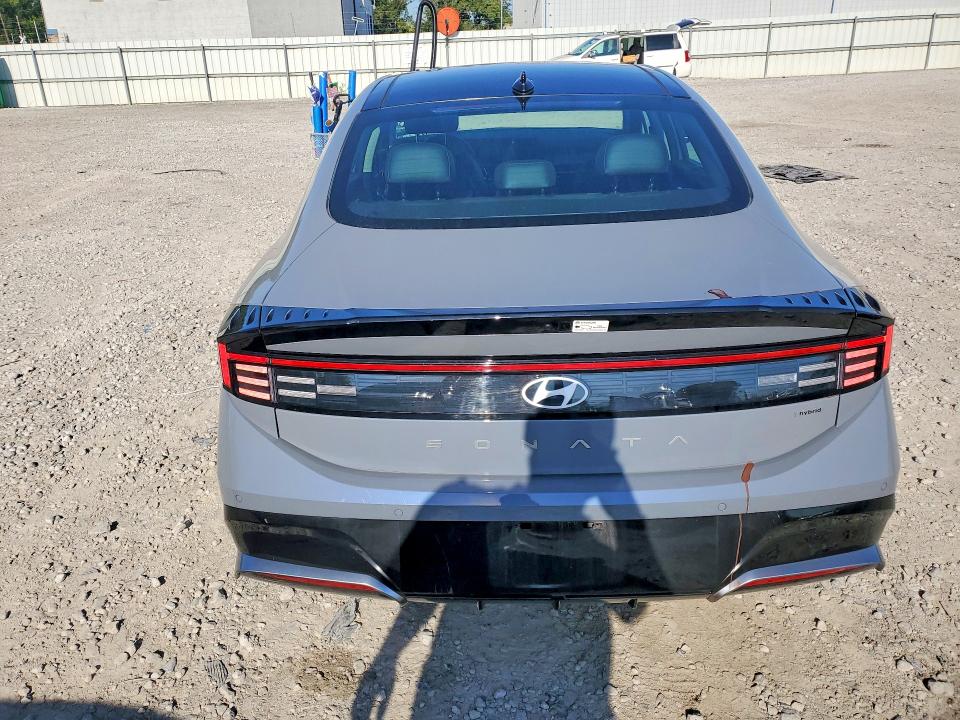 2025 Hyundai Sonata Hybrid მანქანა იყიდება აუქციონზე, vin: KMHL54JJ8SA123485, აუქციონის ნომერი: 66620396