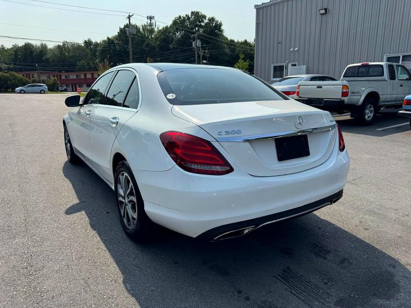61450086 :رقم المزاد ، WDDWF4KB6HR254162 vin ، 2017 Mercedes-benz C مزاد بيع