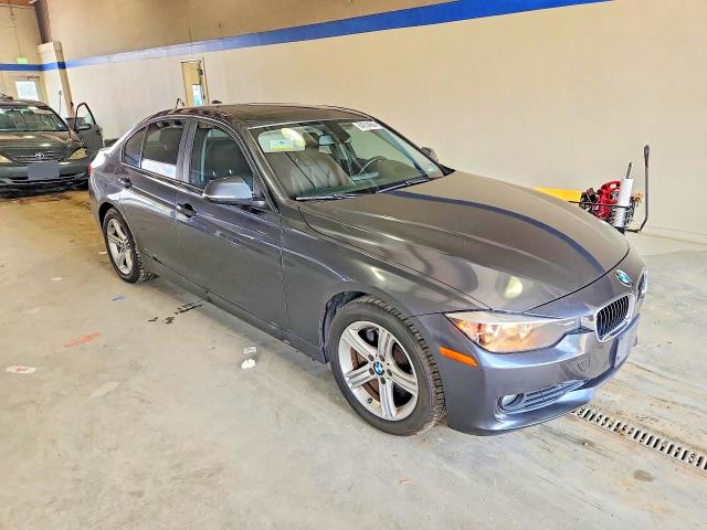 64534666 :رقم المزاد ، WBA3C3G52ENS67820 vin ، 2014 Bmw 320 مزاد بيع
