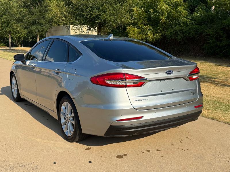 61452766 :رقم المزاد ، 3FA6P0LU4LR217436 vin ، 2020 Ford Fusion مزاد بيع