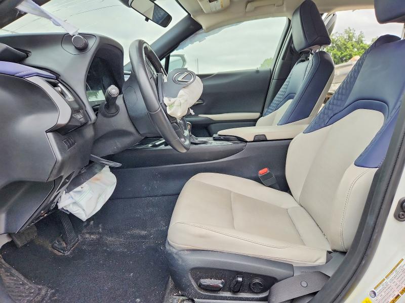 64947816 :رقم المزاد ، JTHX3JBH0N2052690 vin ، 2022 Lexus Ux 200 مزاد بيع