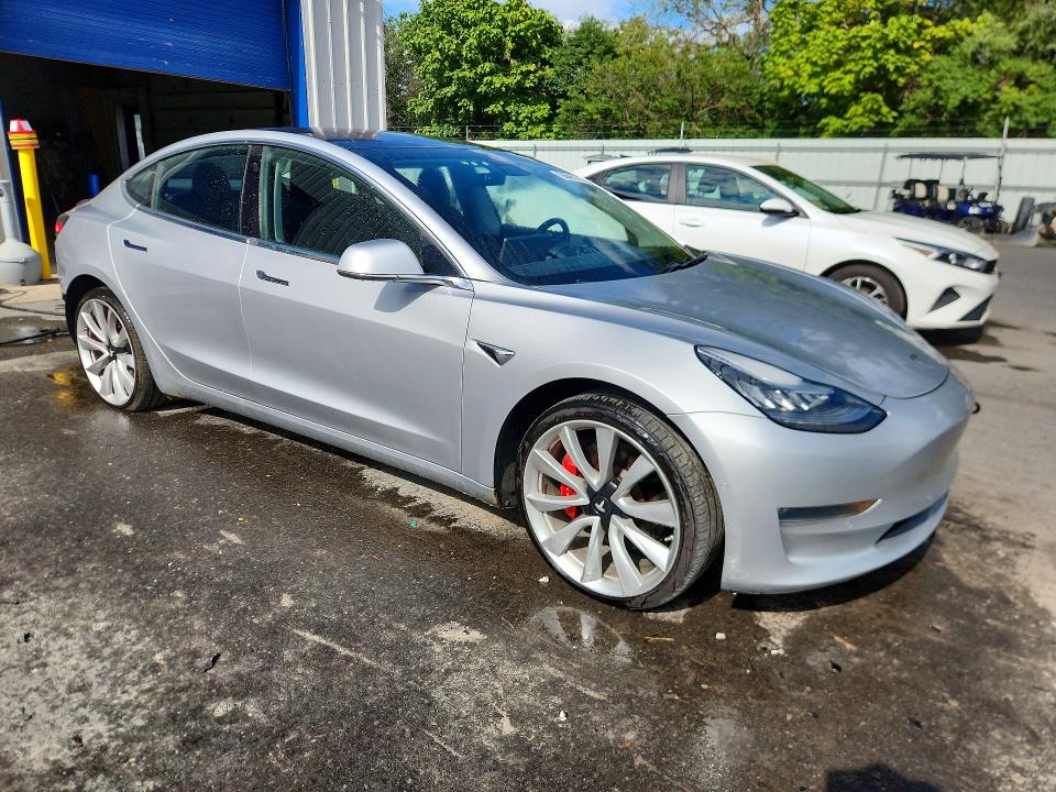 Продаж на аукціоні авто 2018 Tesla Model 3, vin: 5YJ3E1EB5JF083393, номер лоту: 66660766