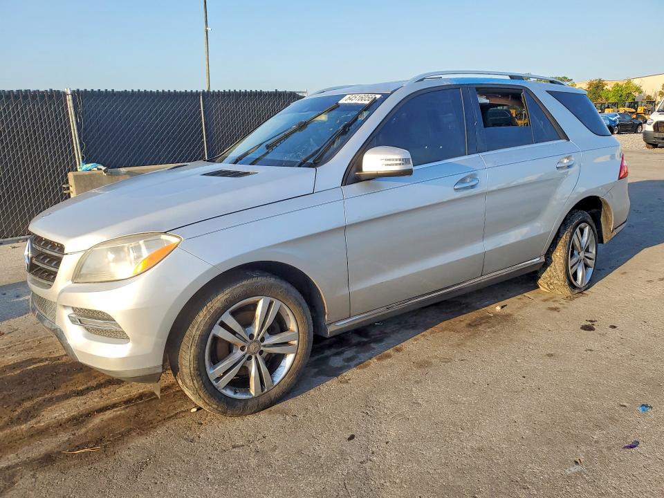 64516056 :رقم المزاد ، 4JGDA5JB2FA464000 vin ، 2015 Mercedes-benz Ml مزاد بيع