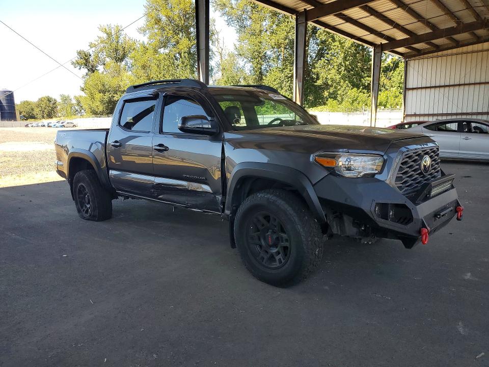 64463686 :رقم المزاد ، 3TYCZ5AN4NT079823 vin ، 2022 Toyota Tacoma مزاد بيع