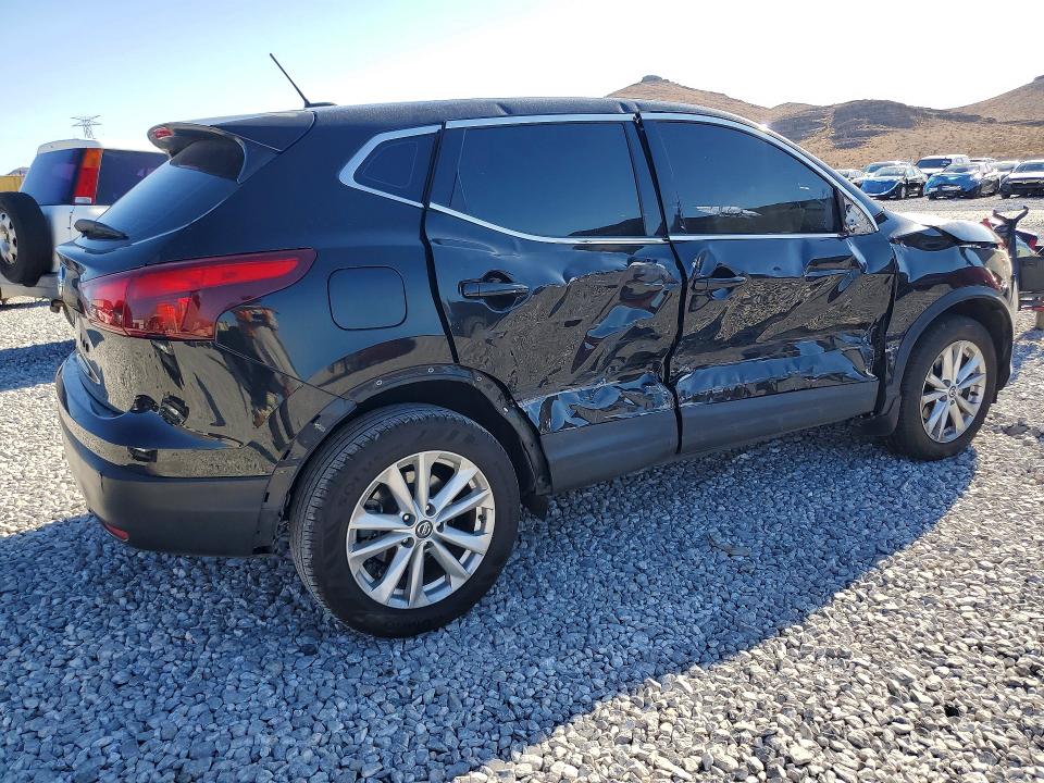 66599766 :رقم المزاد ، JN1BJ1CP1KW242111 vin ، 2019 Nissan Rogue Sport مزاد بيع