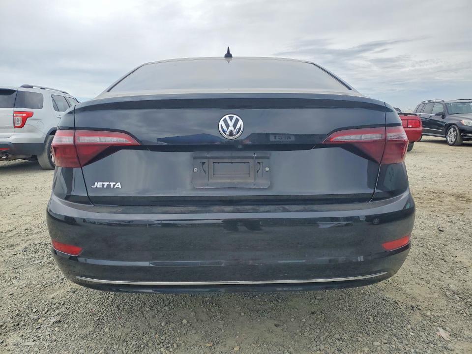Продажа на аукционе авто 2020 Volkswagen Jetta, vin: 3VWCB7BU2LM002492, номер лота: 67110216