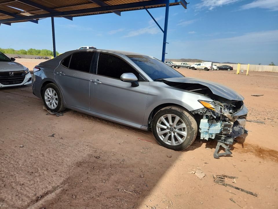 Продажа на аукционе авто 2019 Toyota Camry, vin: 4T1B11HK1KU239484, номер лота: 64112496