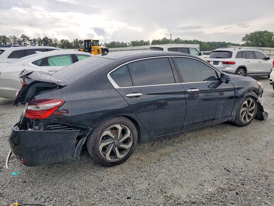 Продаж на аукціоні авто 2017 Honda Accord, vin: 1HGCR2F9XHA216871, номер лоту: 63853446