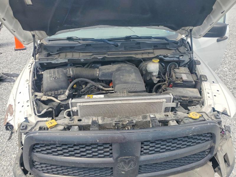 66006156 :رقم المزاد ، 1C6RR6FG5JS330413 vin ، 2018 Ram 1500 مزاد بيع
