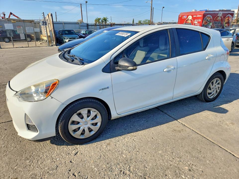 66589376 :رقم المزاد ، JTDKDTB39E1082530 vin ، 2014 Toyota Prius C مزاد بيع