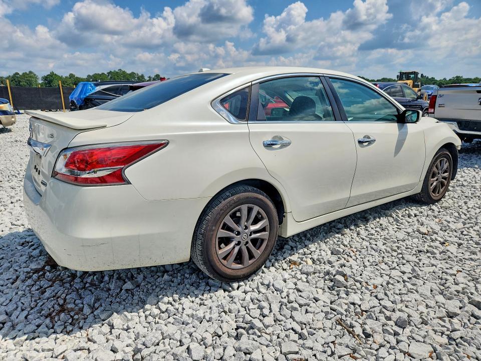64149486 :رقم المزاد ، 1N4AL3AP0FC494981 vin ، 2015 Nissan Altima مزاد بيع