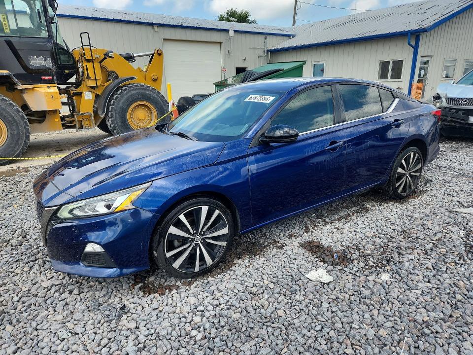 2019 Nissan Altima მანქანა იყიდება აუქციონზე, vin: 1N4BL4CW8KC183582, აუქციონის ნომერი: 63872396