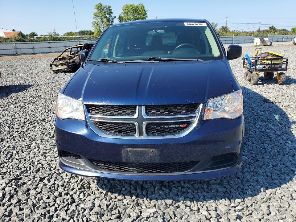 66028206 :رقم المزاد ، 2C4RDGBG7HR701926 vin ، 2017 Dodge Grand Caravan مزاد بيع