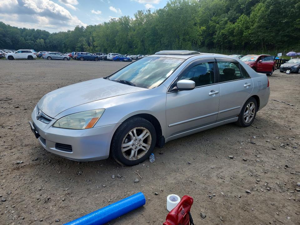 2006 Honda Accord მანქანა იყიდება აუქციონზე, vin: 1HGCM568X6A107136, აუქციონის ნომერი: 64729586