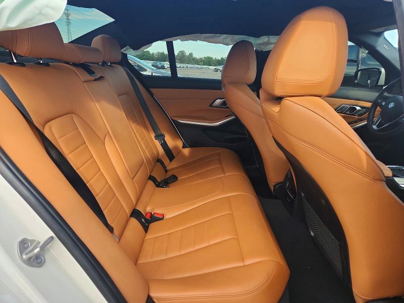 65281186 :رقم المزاد ، 3MW5R7J02M8B63311 vin ، 2021 Bmw 330xi مزاد بيع